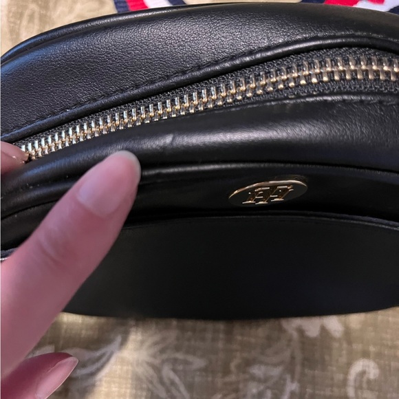 Tommy Hilfiger Belt Bag - Picture 10 of 12